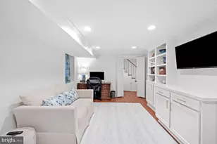 6029 Grove Dr, Alexandria, VA 22307 - Photo 52