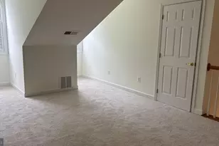8894 Ashgrove House Ln, Vienna, VA 22182 - Photo 22