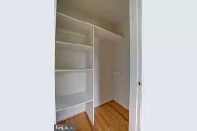 900 Walker Road, Great Falls, VA 22066 - Photo 26