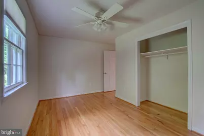 900 Walker Road, Great Falls, VA 22066 - Photo 18