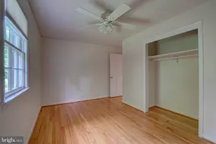 900 Walker Rd, Great Falls, VA 22066 - Photo 18