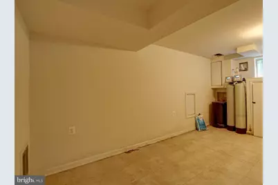 900 Walker Road, Great Falls, VA 22066 - Photo 30