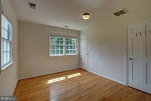 900 Walker Rd, Great Falls, VA 22066 - Photo 22