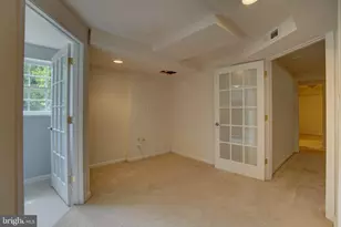 900 Walker Rd, Great Falls, VA 22066 - Photo 36