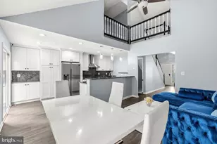 6104 Stonepath Cir, Centreville, VA 20120 - Photo 8