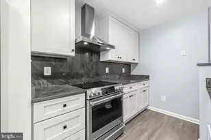 6104 Stonepath Cir, Centreville, VA 20120 - Photo 12