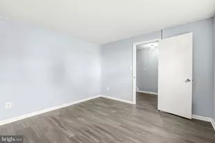 6104 Stonepath Cir, Centreville, VA 20120 - Photo 26