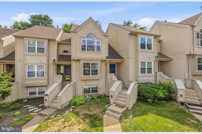 6104 Stonepath Circle, Centreville, VA 20120 - Photo 2
