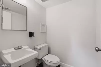 8212 Old Courthouse Road #2, Vienna, VA 22182 - Photo 12