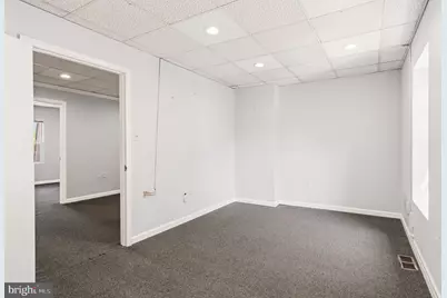 8212 Old Courthouse Road #2, Vienna, VA 22182 - Photo 16