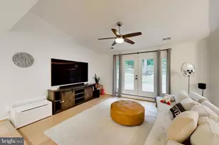 6800 Moon Rock Ct, Alexandria, VA 22306 - Photo 6