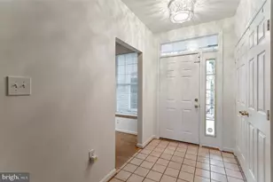 1300 Windleaf Dr, Reston, VA 20194 - Photo 6