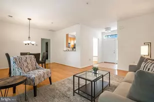 1300 Windleaf Dr, Reston, VA 20194 - Photo 10