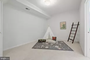 1278 Woodbrook Ct, Reston, VA 20194 - Photo 46