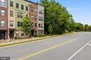 4037 Legato Rd, Fairfax, VA 22033 - Photo 8