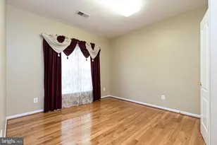 13312 Scotch Run Ct, Centreville, VA 20120 - Photo 6