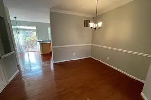 4106 Hazelwood Ct, Fairfax, VA 22030 - Photo 4
