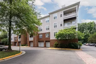 4320 Cannon Ridge Ct, Fairfax, VA 22033 - Photo 1