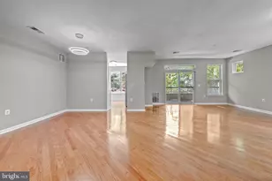 4320 Cannon Ridge Ct, Fairfax, VA 22033 - Photo 8
