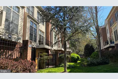 7449 Carriage Hills Drive, McLean, VA 22102 - Photo 20