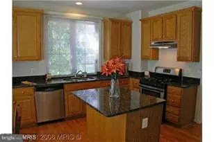 12350 Brown Fox Way, Reston, VA 20191 - Photo 2