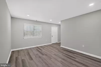 2006 Headlands Circle, Reston, VA 20191 - Photo 2