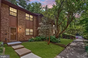 2006 Headlands Cir, Reston, VA 20191 - Photo 1