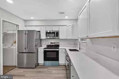 2006 Headlands Circle, Reston, VA 20191 - Photo 4