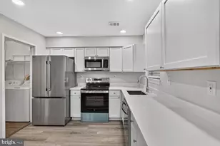 2006 Headlands Cir, Reston, VA 20191 - Photo 4