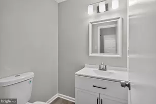 2006 Headlands Cir, Reston, VA 20191 - Photo 10