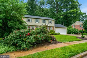 8304 Five Gates Rd, Annandale, VA 22003 - Photo 4