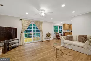 8304 Five Gates Rd, Annandale, VA 22003 - Photo 14