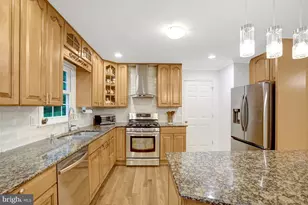 8304 Five Gates Rd, Annandale, VA 22003 - Photo 26