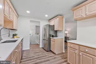 12809 Bexhill Ct, Herndon, VA 20171 - Photo 20