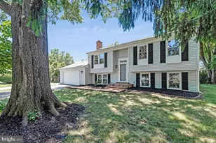 12809 Bexhill Ct, Herndon, VA 20171 - Photo 2