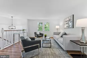 12809 Bexhill Ct, Herndon, VA 20171 - Photo 10