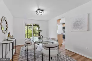 12809 Bexhill Ct, Herndon, VA 20171 - Photo 16