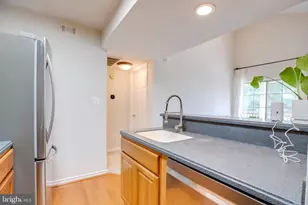 3908 Penderview Dr, Fairfax, VA 22033 - Photo 12