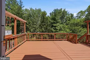 6052 Kestner Cir, Alexandria, VA 22315 - Photo 32