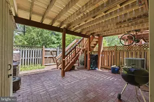 6052 Kestner Cir, Alexandria, VA 22315 - Photo 30