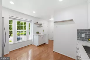6052 Kestner Cir, Alexandria, VA 22315 - Photo 4