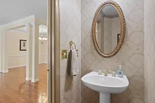 7441 Heatherfield Ln, Alexandria, VA 22315 - Photo 8