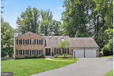 810 Aaron Court, Great Falls, VA 22066 - Photo 1