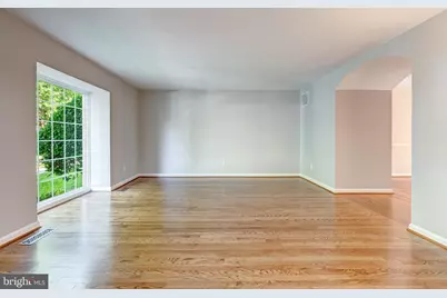 9259 Bailey Lane, Fairfax, VA 22031 - Photo 8