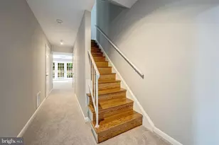9259 Bailey Ln, Fairfax, VA 22031 - Photo 32