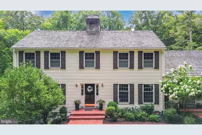 8107 Vista Point Lane, Fairfax Station, VA 22039 - Photo 2