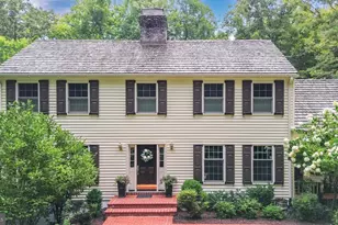 8107 Vista Point Ln, Fairfax Station, VA 22039 - Photo 2