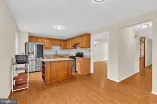 7428 Fountain Head Dr, Annandale, VA 22003 - Photo 12
