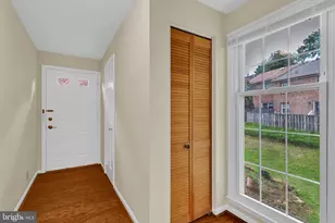 7428 Fountain Head Dr, Annandale, VA 22003 - Photo 16