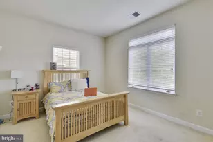6087 Piney Woods Ct, Alexandria, VA 22315 - Photo 16